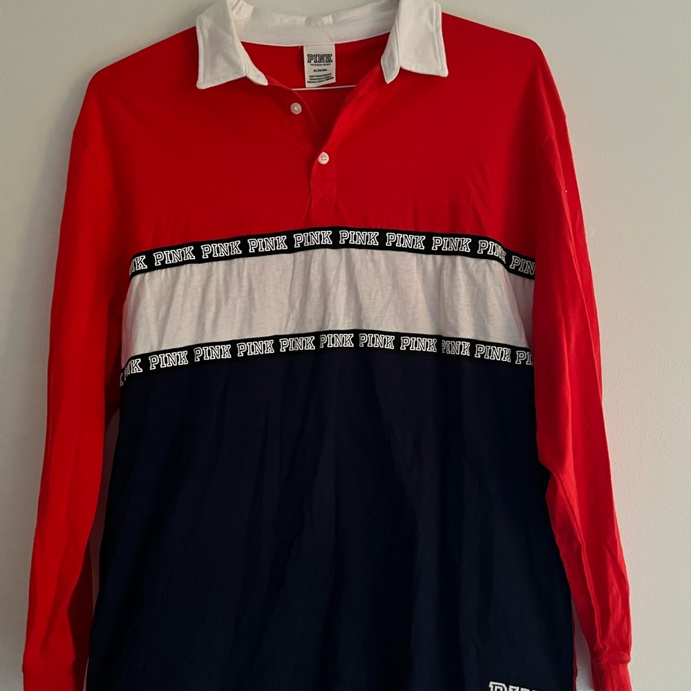 VS PINK LONG SLEEVE COLLARED TEE